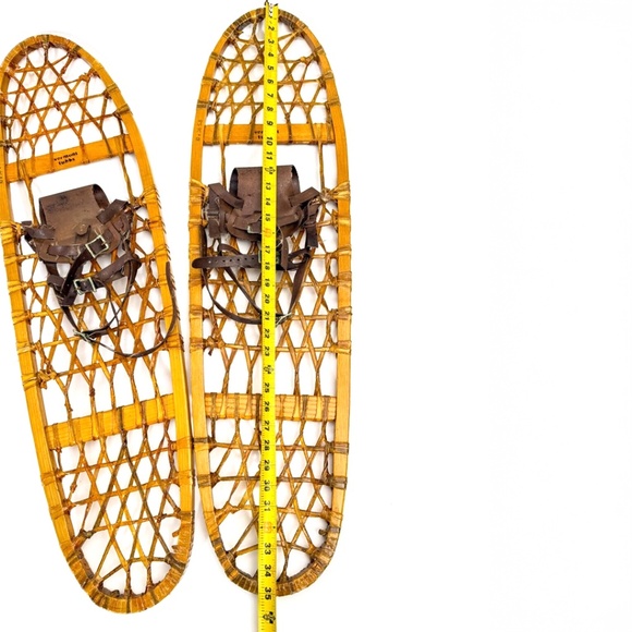 Vintage Tubbs Vermont Wood & Rawhide Snowshoes - Rustic Cabin Decor ❄️🏔️🌲 - Picture 7 of 12